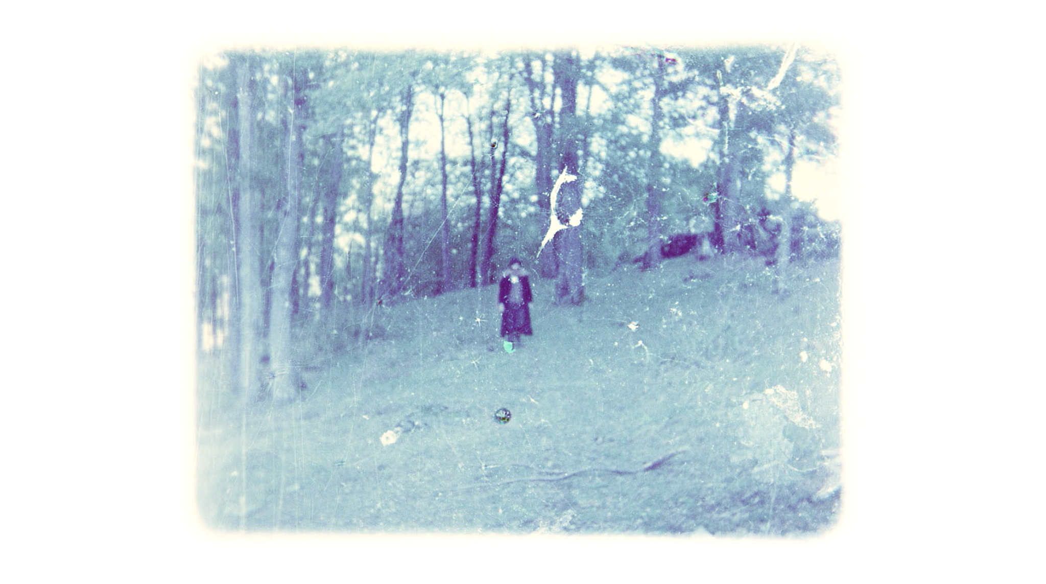 Entierro: Luz subterránea — film still